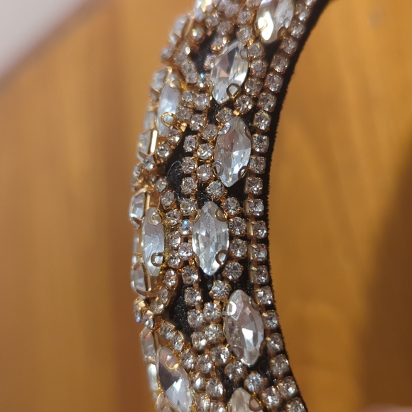 Jeweled Headband - Picture 8 of 8